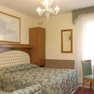 Il Moro Di 2* Venecia